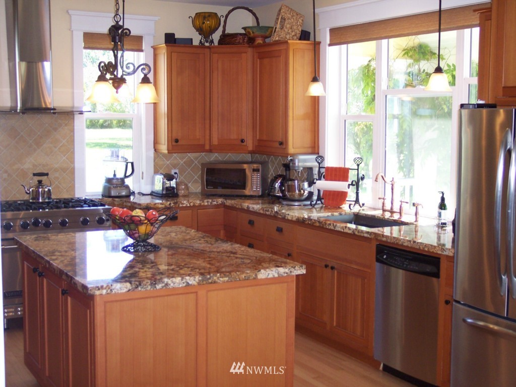 3036 Aldergrove Road Ferndale, WA 98248 - Photo 2 of 15