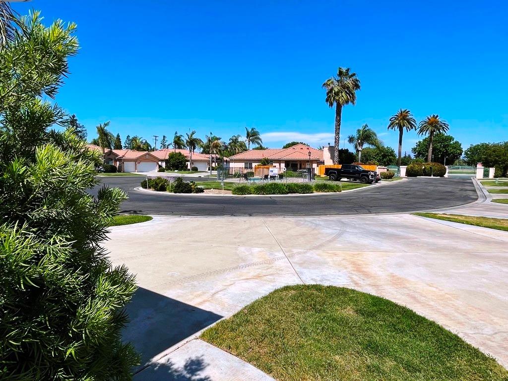 161 Twins Court Reedley, CA 93654 - Photo 9 of 10 Gallery Image 9
