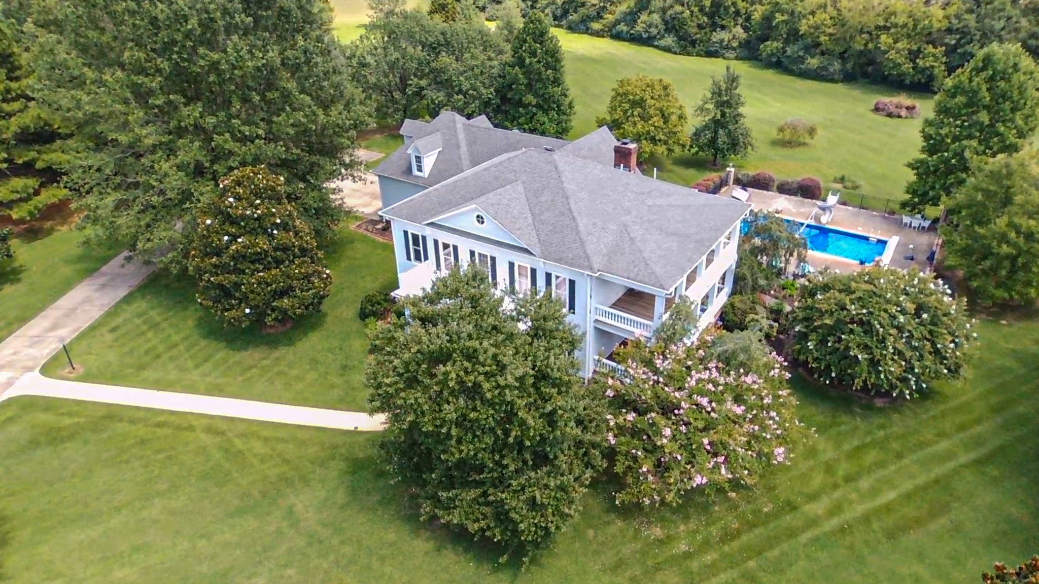 215 Crescentview Road Pulaski, TN 38478 - Photo 54 of 59 an aerial view of a house