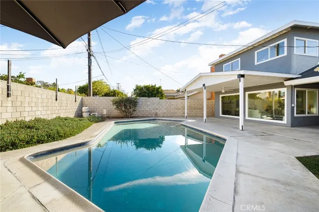 $1,399,954 | 1529 Catalina Avenue, Santa Ana, CA 92705