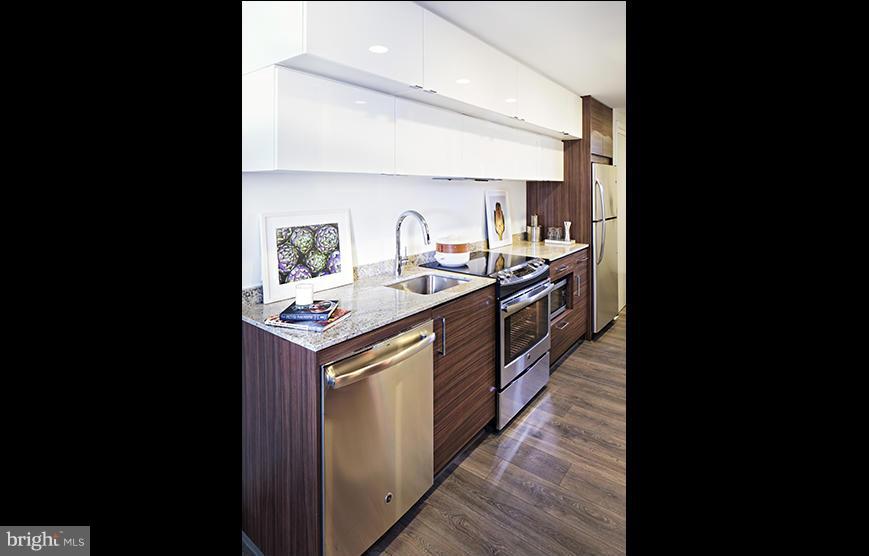 770 P Street Northwest, Unit 419 Washington, DC 20001 - Photo 12 of 13 Kitchen