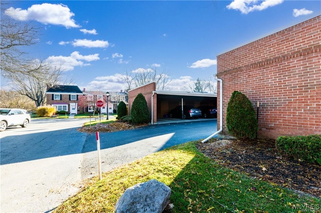 27 Hickory Hill Road, Unit H Amherst, NY 14221 - Photo 26 of 29
