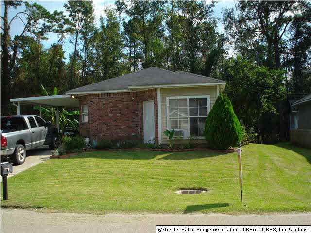 44077 Lake Village Road Prairieville, LA 70769 - Photo 1 of 3
