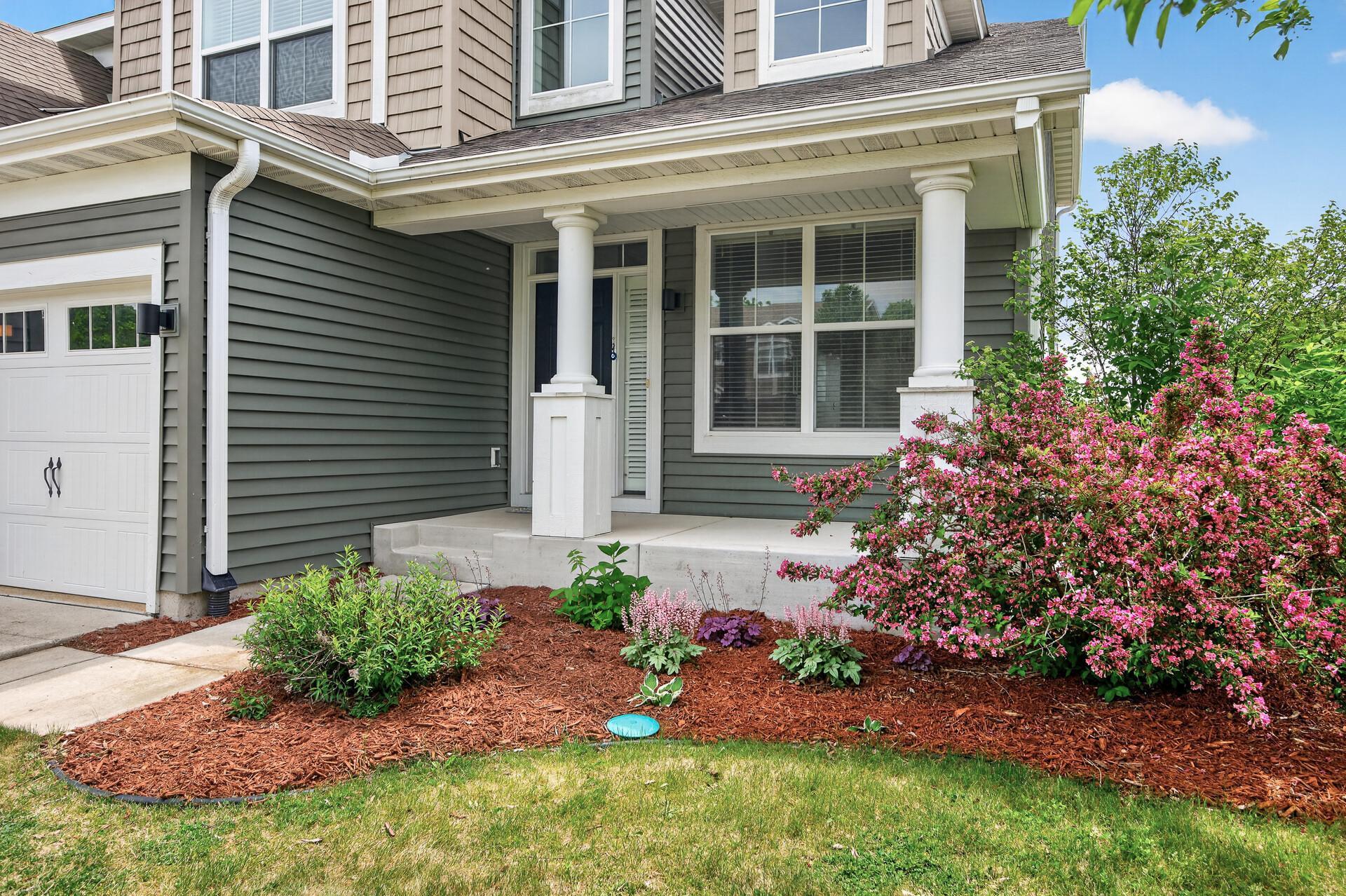 3671 Pointe Pass Northwest Prior Lake, MN 55372 - Photo 2 of 53