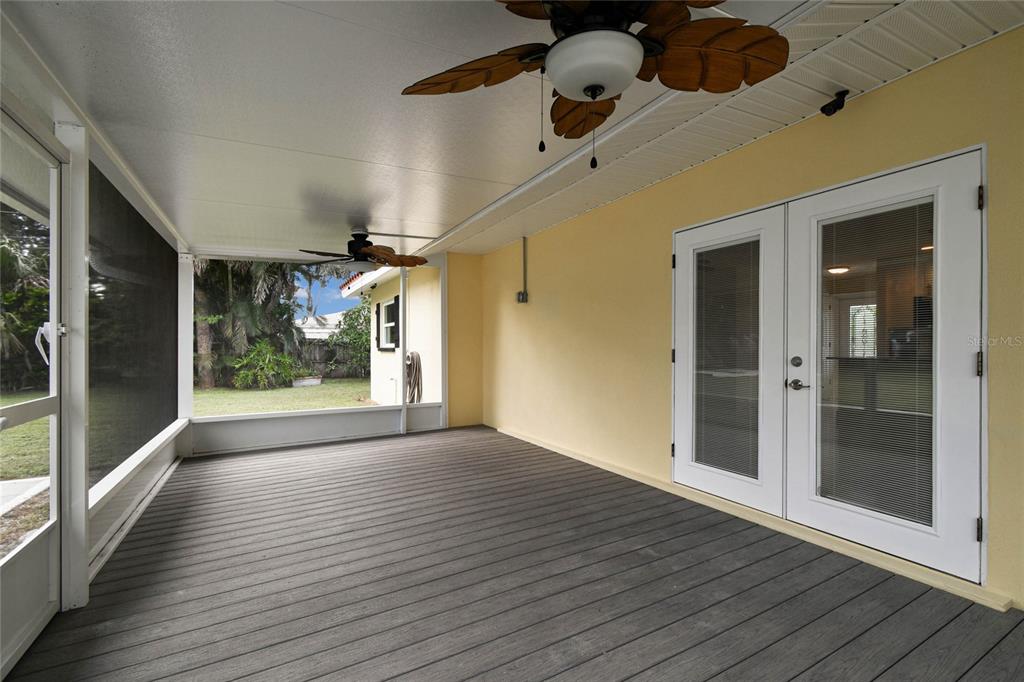 623 Palm Boulevard Dunedin, FL 34698 - Photo 24 of 55 a view of an entryway