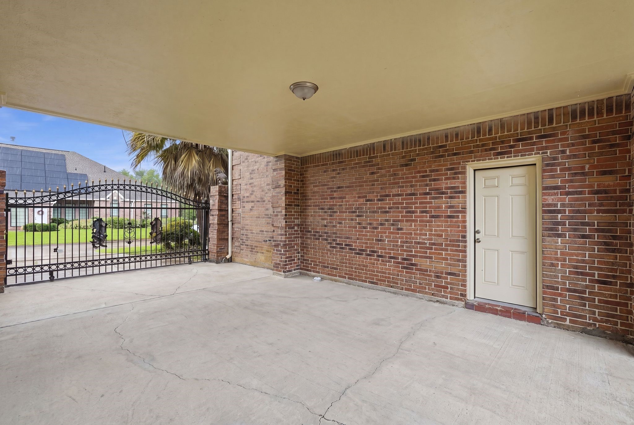 7611 Naremore Drive Spring, TX 77379 - Photo 42 of 48 Porte-cochère leads to your 3-car garage! This is an entry into your utility room!