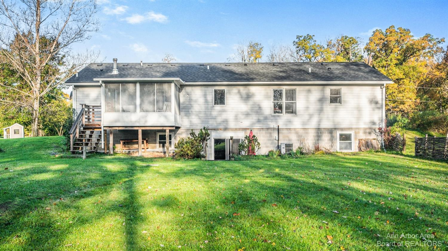 401 Jennings Road Whitmore Lake, MI 48189 - Photo 3 of 55 Photo 3