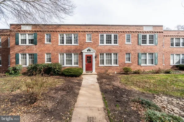 $2,595 | 1713 North Troy Street, Unit 387, Arlington, VA 22201