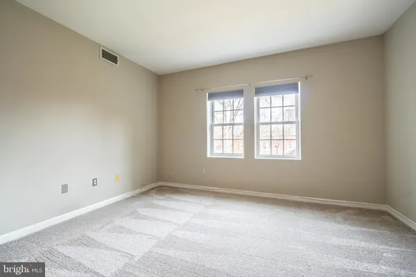 $2,595 | 1713 North Troy Street, Unit 387, Arlington, VA 22201