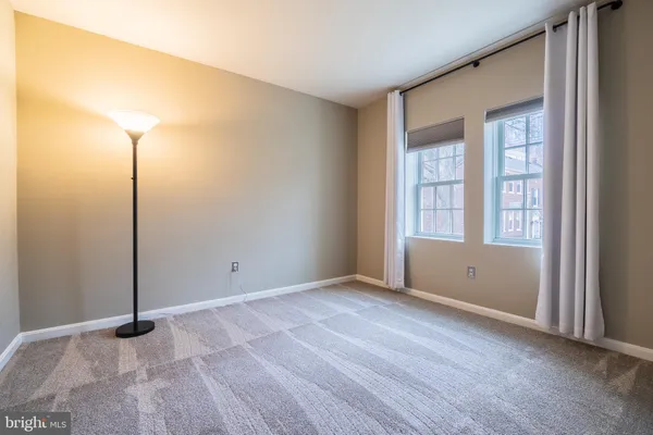 $2,595 | 1713 North Troy Street, Unit 387, Arlington, VA 22201