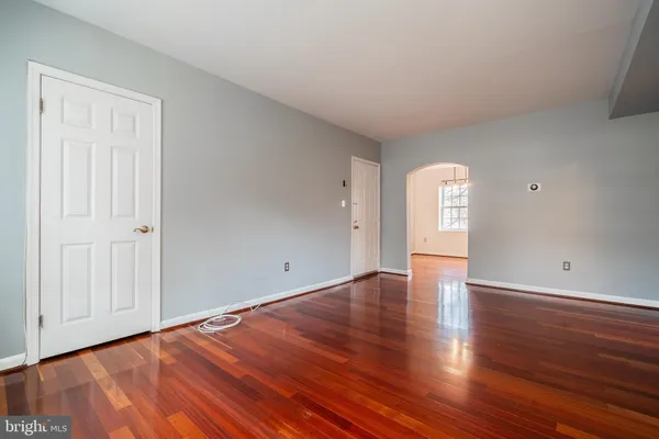 $2,595 | 1713 North Troy Street, Unit 387, Arlington, VA 22201