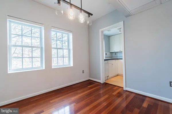 $2,595 | 1713 North Troy Street, Unit 387, Arlington, VA 22201