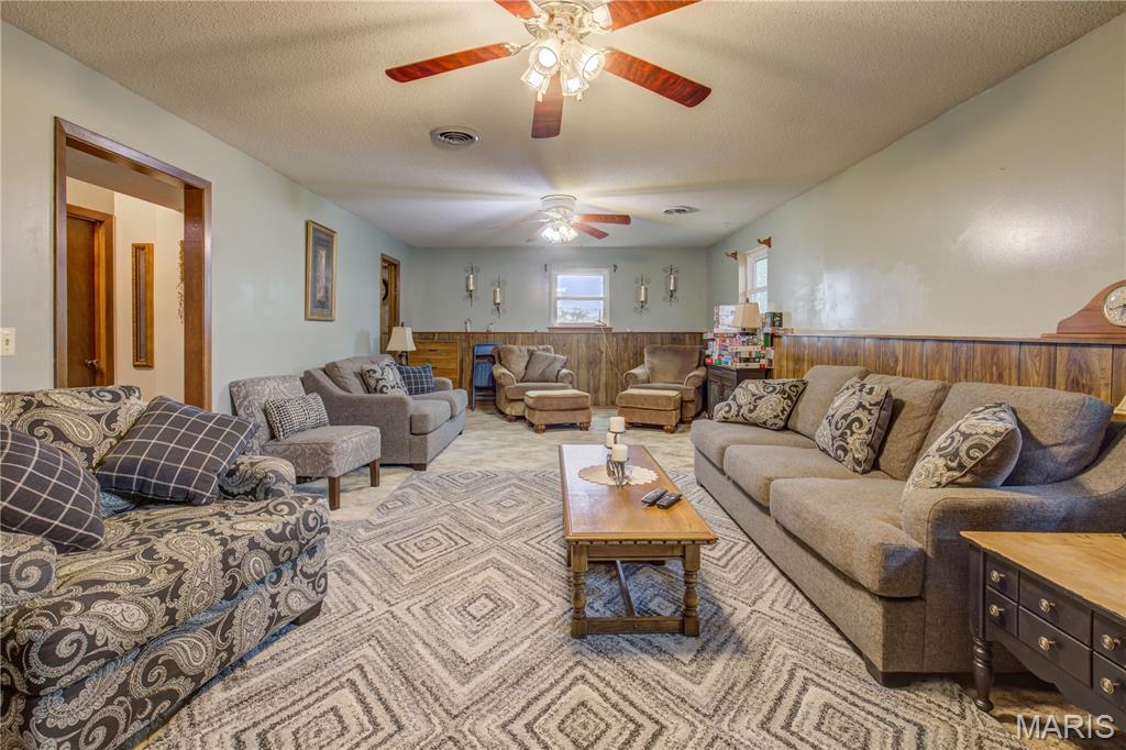 306 County Line Road Sikeston, MO 63801 - Photo 26 of 33