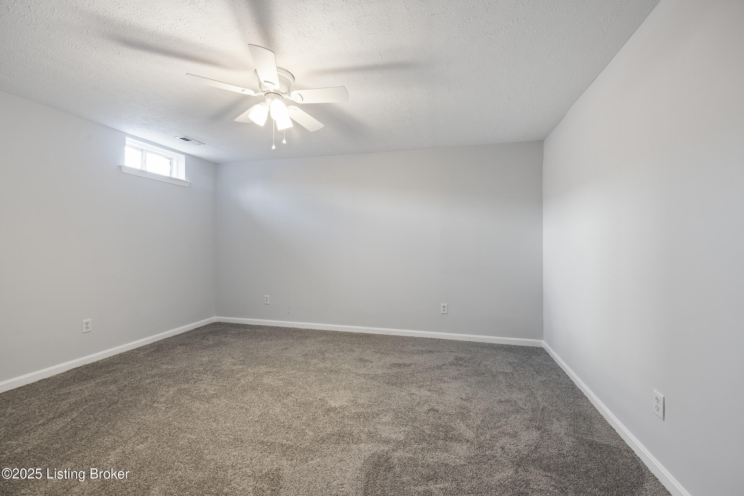 7824 Lariat Road Louisville, KY 40219 - Photo 35 of 48 3U8A8380