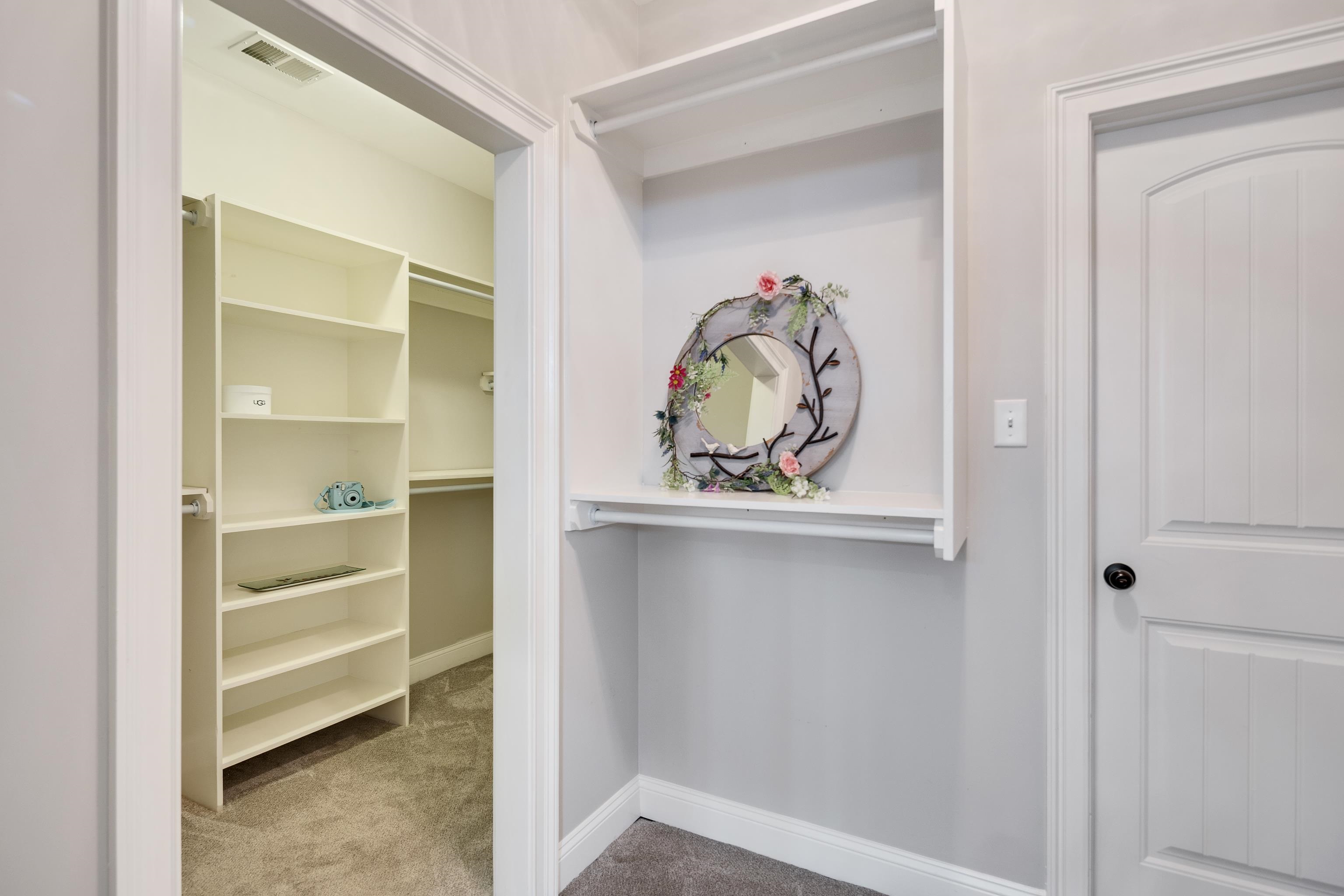 9028 Osborntown Road Arlington, TN 38002 - Photo 21 of 40 a view of an entryway with wooden floor