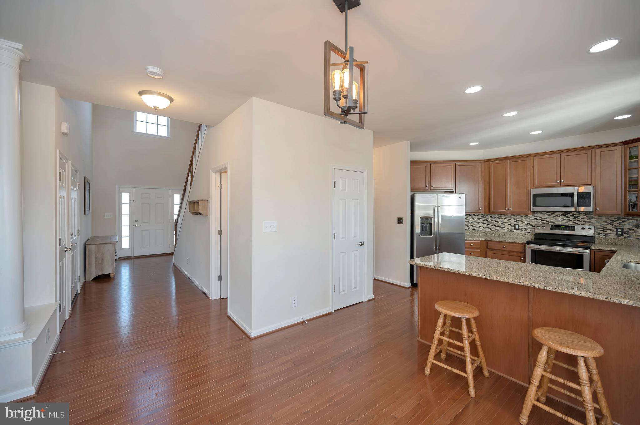 5332 Longbow Road King George, VA 22485 - Photo 28 of 76 Breakfast bar