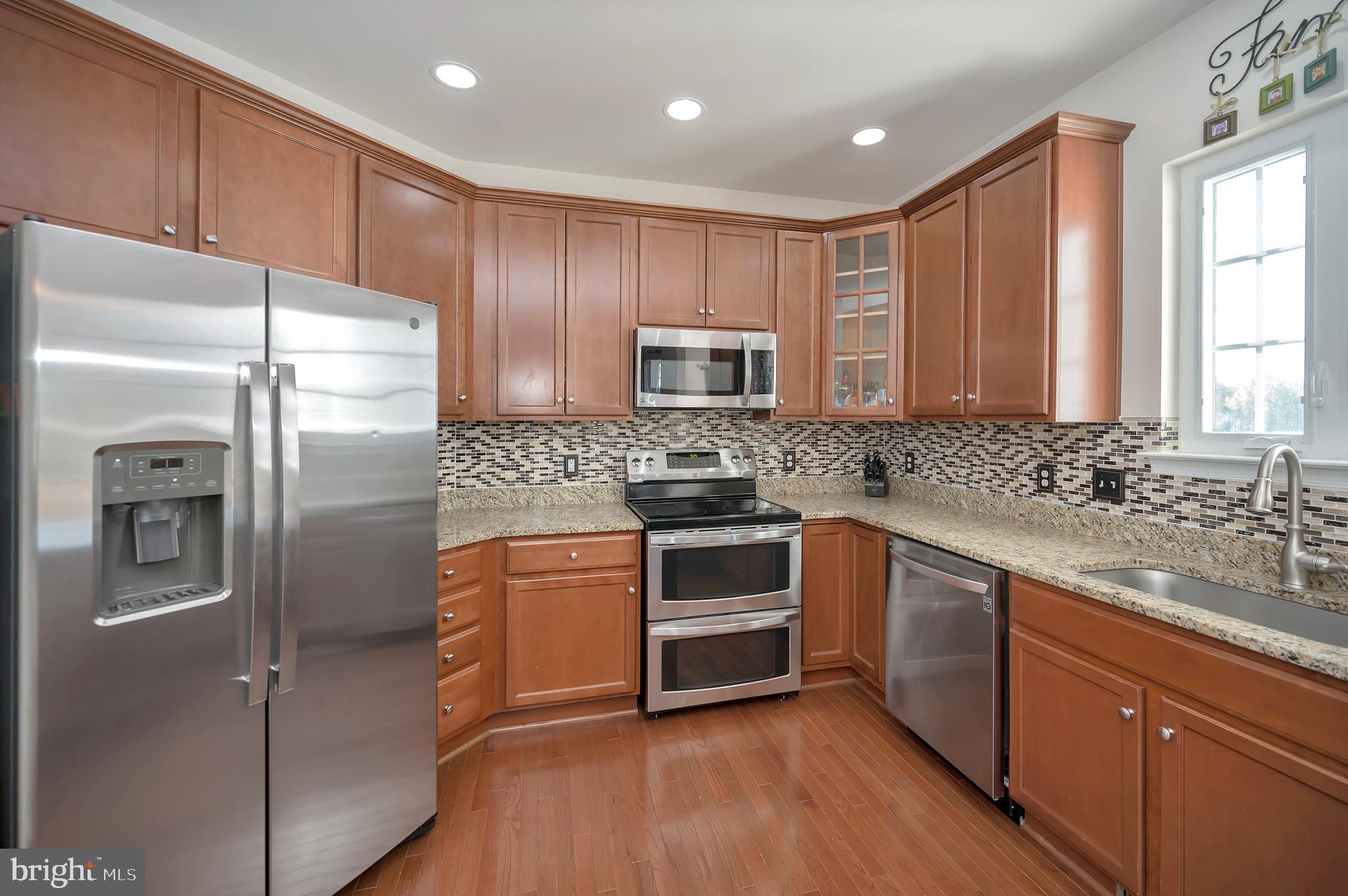 5332 Longbow Road King George, VA 22485 - Photo 30 of 76 Double oven