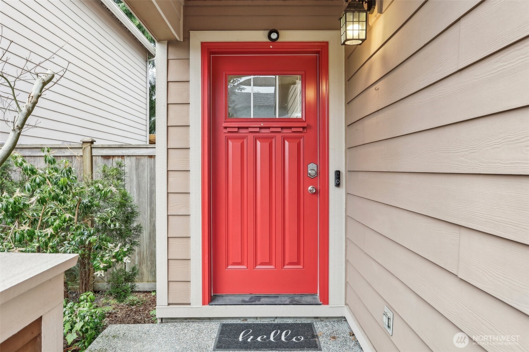 27 193rd Place Southwest, Unit 9 Bothell, WA 98012 - Photo 3 of 26 a view of front door
