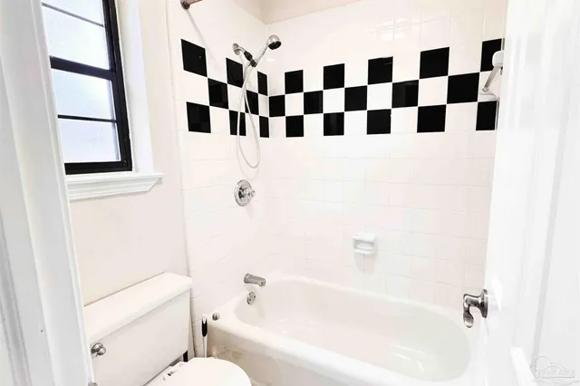 $1,700 | 2460 Black Oak Trail, Pensacola, FL 32526