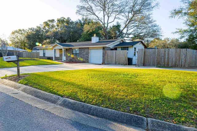 $1,700 | 2460 Black Oak Trail, Pensacola, FL 32526