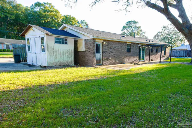 $1,700 | 2460 Black Oak Trail, Pensacola, FL 32526