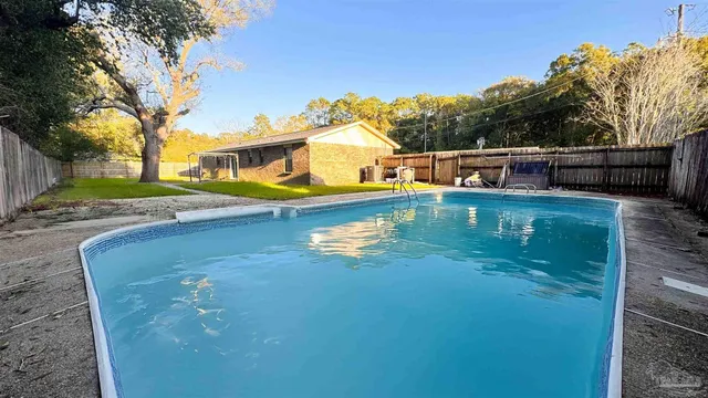 $1,700 | 2460 Black Oak Trail, Pensacola, FL 32526