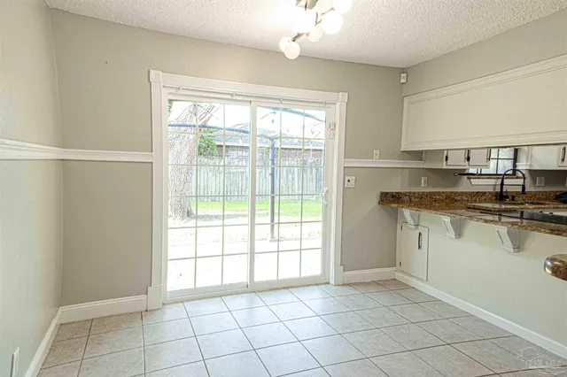 $1,700 | 2460 Black Oak Trail, Pensacola, FL 32526