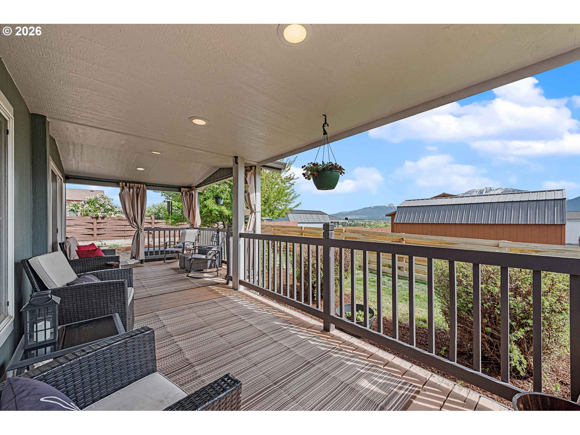 207 Court Street Enterprise, OR 97828 - Photo 34 of 47 Porch