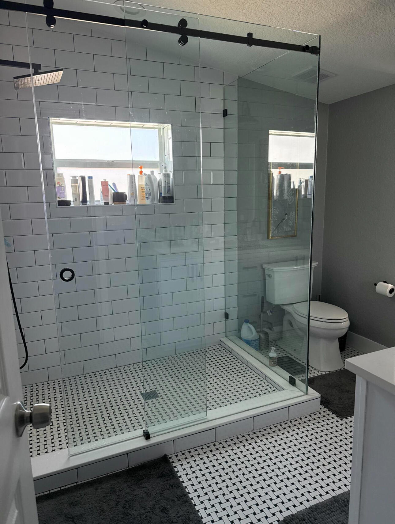 615 Southwest 9th Street Fort Lauderdale, FL 33315 - Photo 12 of 20 a bathroom with a toilet and a shower