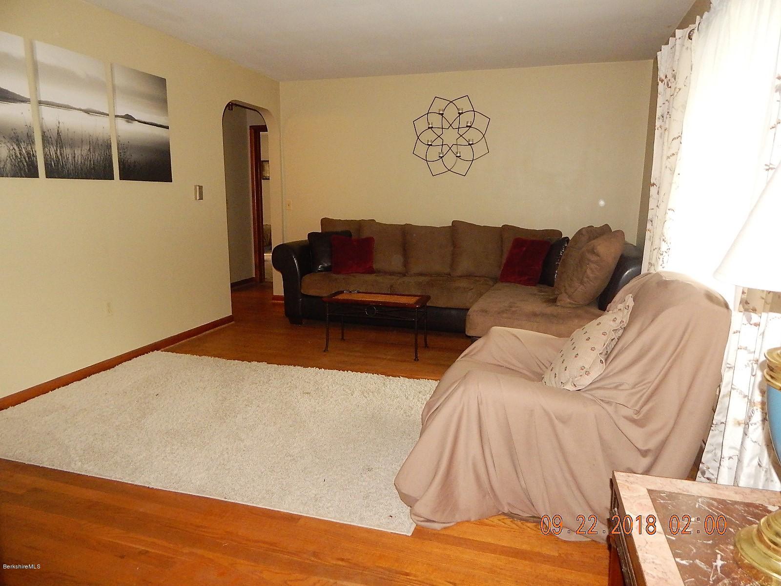 242 Cheshire Road Pittsfield, MA 01201 - Photo 11 of 20 Living Room