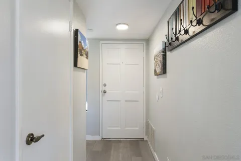 $549,000 | 1059 Shadowridge Drive, Unit 7, Vista, CA 92081