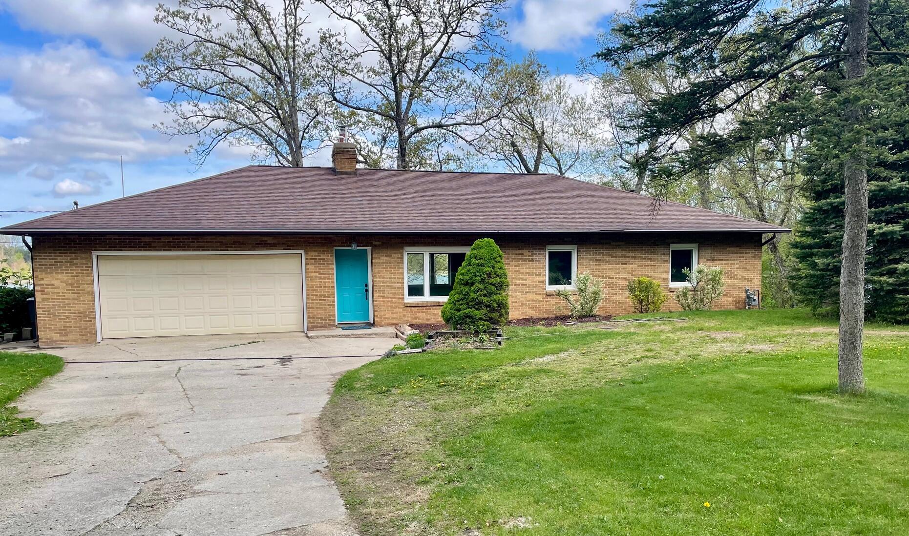 27944 Lakeview Hills Road Sturgis, MI 49091 - Photo 2 of 55 IMG_3627