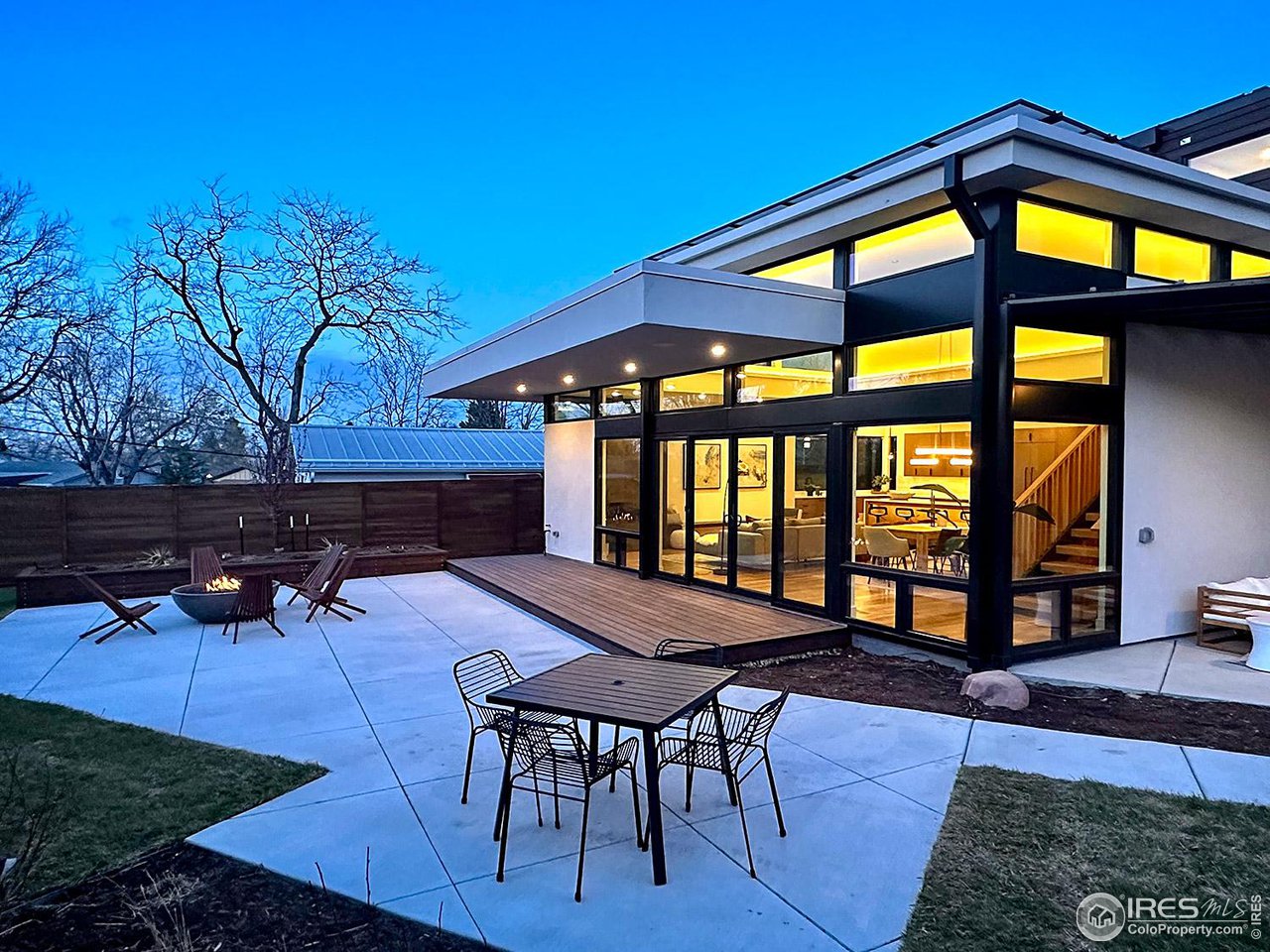 1175 Georgetown Road Boulder, CO 80305 - Photo 13 of 40 Indoor/outdoor living at its finest - flexible and comfortable spaces for entertaining