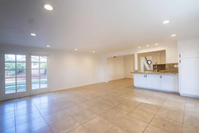 $879,000 | 10858 Buggywhip Drive, Spring Valley, CA 91978