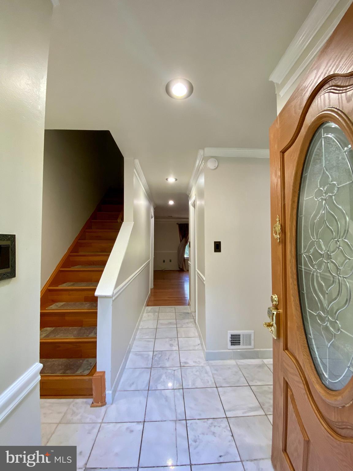 8852 Cork County Court Springfield, VA 22152 - Photo 2 of 31