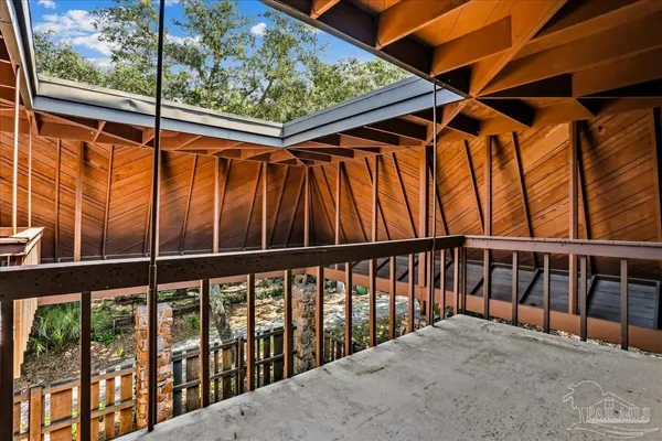 $3,250,000 | 320 North Sunset Boulevard, Gulf Breeze, FL 32561