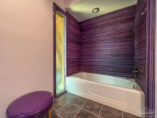 $3,250,000 | 320 North Sunset Boulevard, Gulf Breeze, FL 32561