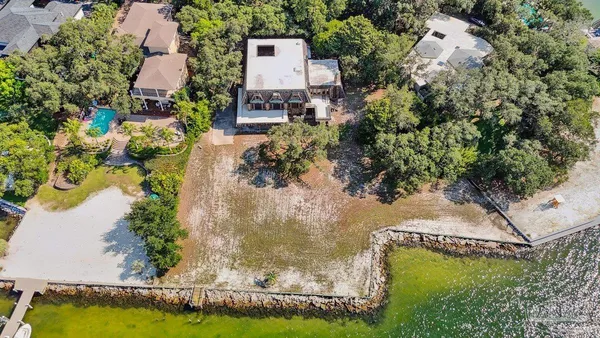 $3,250,000 | 320 North Sunset Boulevard, Gulf Breeze, FL 32561