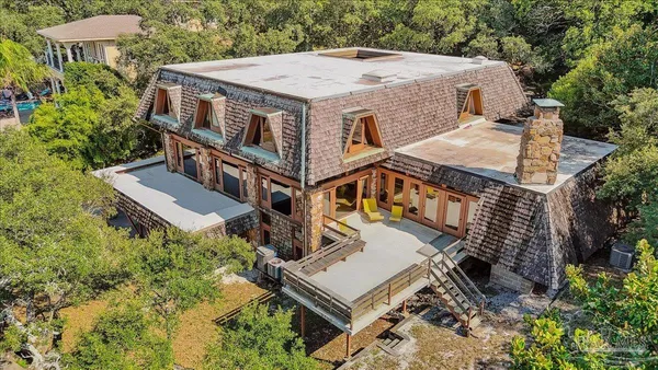 $3,250,000 | 320 North Sunset Boulevard, Gulf Breeze, FL 32561