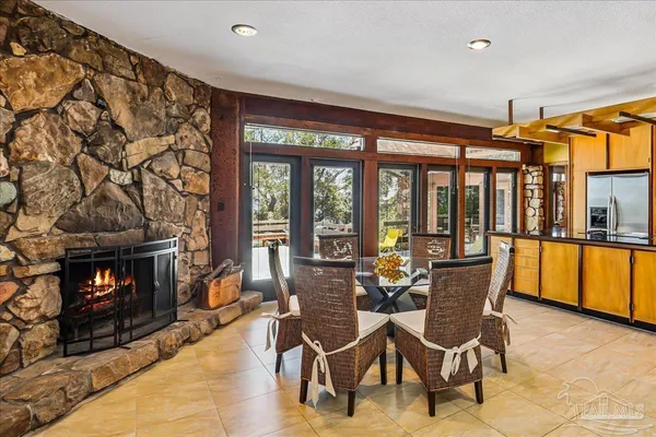 $3,250,000 | 320 North Sunset Boulevard, Gulf Breeze, FL 32561