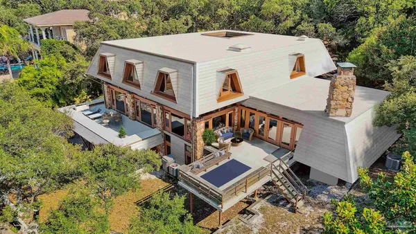 $3,250,000 | 320 North Sunset Boulevard, Gulf Breeze, FL 32561