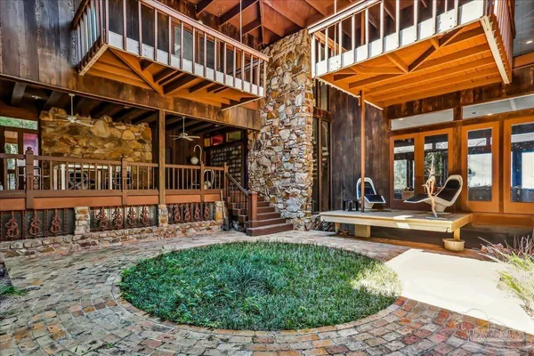 $3,250,000 | 320 North Sunset Boulevard, Gulf Breeze, FL 32561