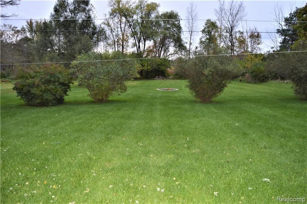 336 Davis Lake Road Lapeer, MI 48446 - Photo 23 of 27