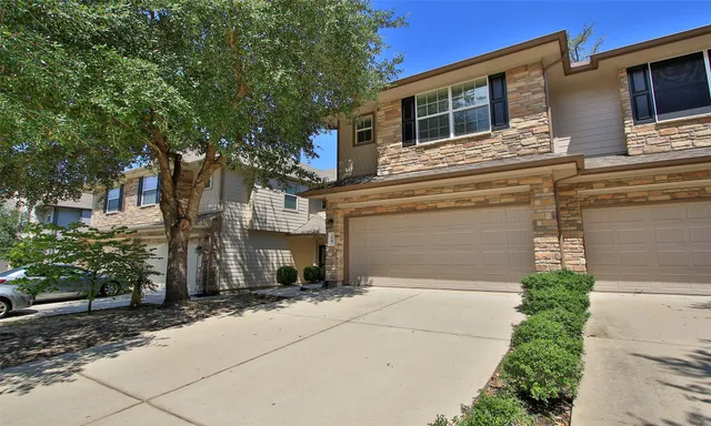 $2,000 | 14 Bowerbank Court, Magnolia, TX 77354