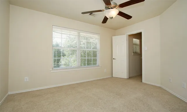 $2,000 | 14 Bowerbank Court, Magnolia, TX 77354