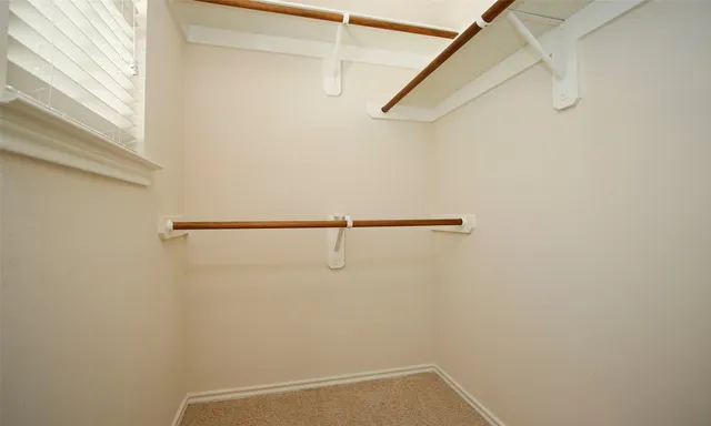 $2,000 | 14 Bowerbank Court, Magnolia, TX 77354