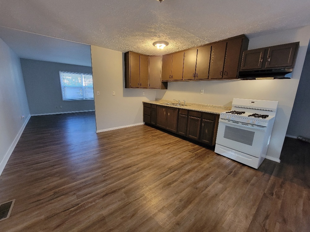 4143 Richelieu Road Indianapolis, IN 46226 - Photo 4 of 11