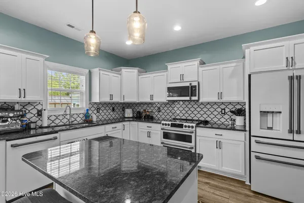 $550,000 | 109 Sparrow Drive, New Bern, NC 28560