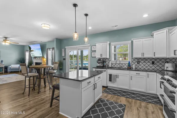 $550,000 | 109 Sparrow Drive, New Bern, NC 28560