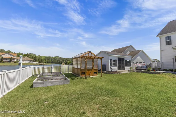 $550,000 | 109 Sparrow Drive, New Bern, NC 28560